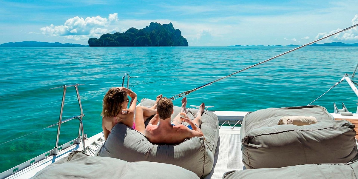 Аренда Party Catamaran 74ft на Пхукете